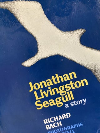 Item #235651 Jonathan Livingston Seagull. Richard Bach